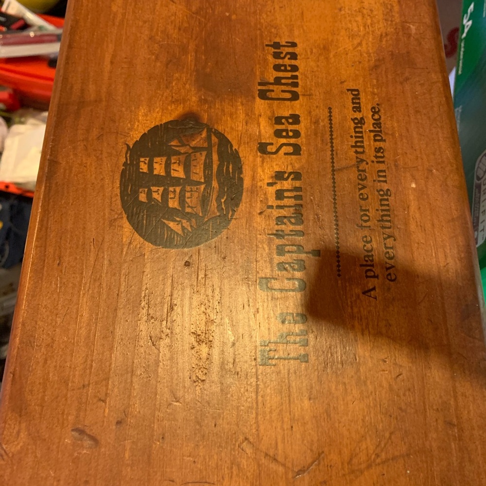 VINTAGE CAPTAINS SEA CHEST WOODEN BOX